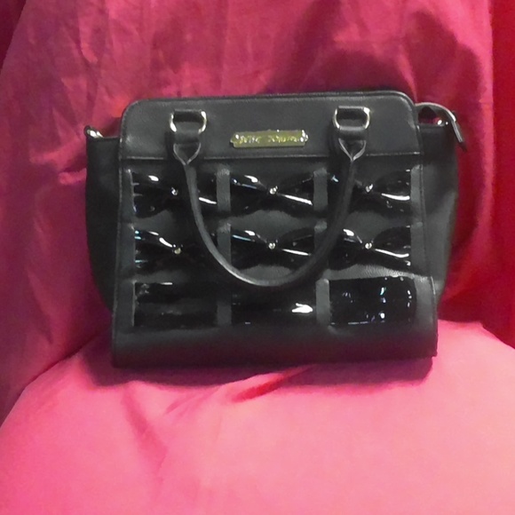 Betsey Johnson Handbags - NEWLY listed 🖤🖤Betsy Johnson Handbag